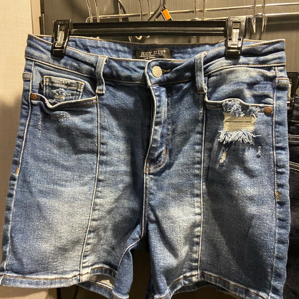 Judy Blue Women's Ripped Jean Shorts - Light Blue